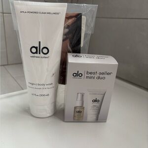 ALO Yoga Body Wash Mega C and Skincare Duo Body wash mega C  & Magnesium Spray
